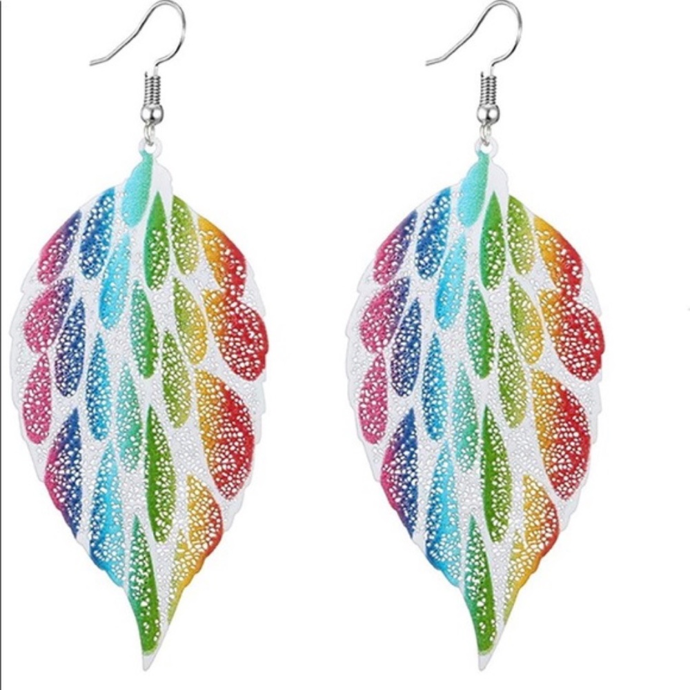Hollow Leaf Print Earrings Vintage Tear Drop Pendant Metal Color Earrings